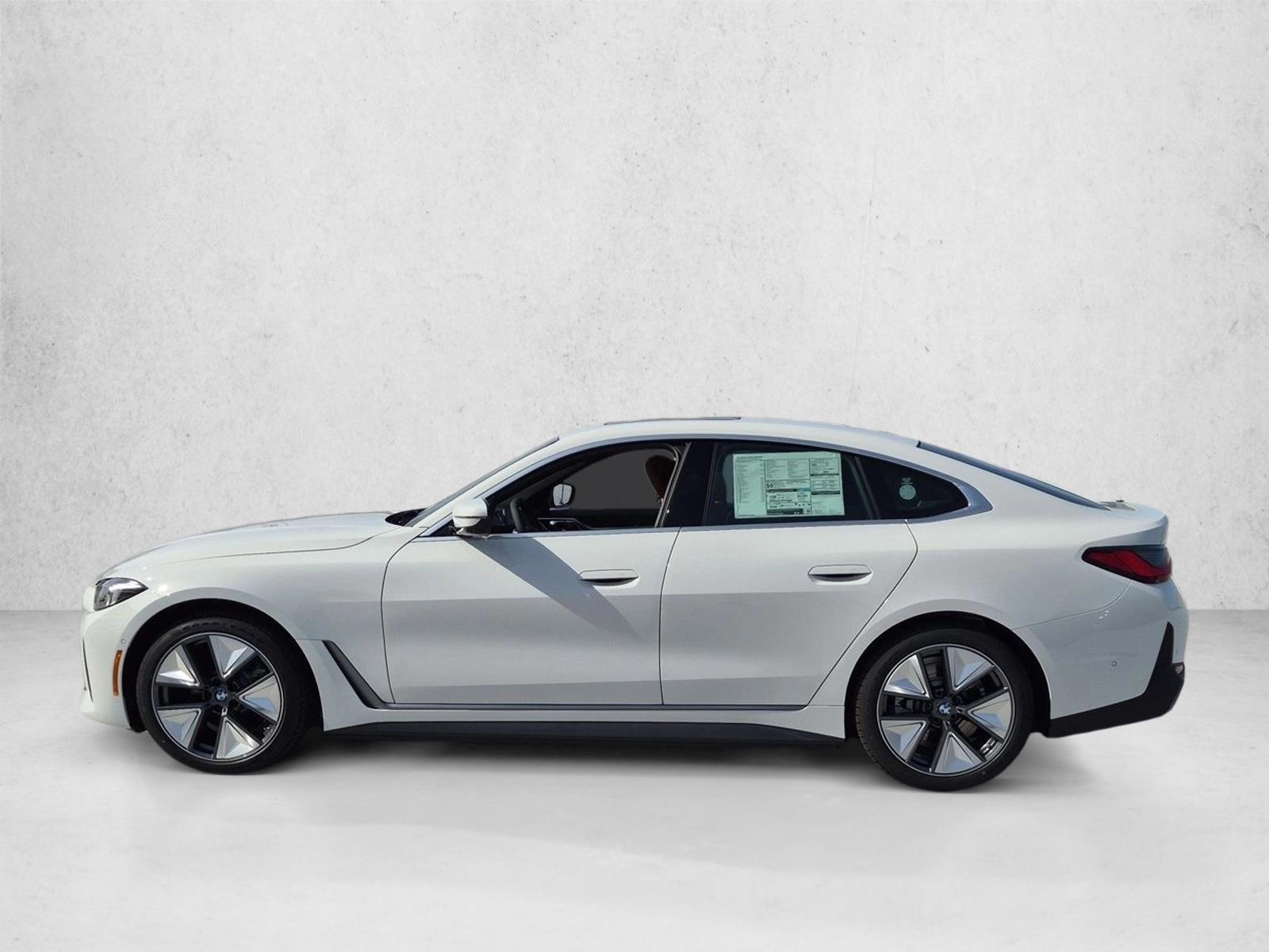 Thumbnail: 2026 BMW i4 - 2