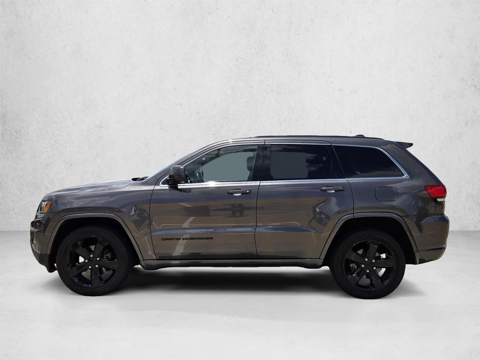 Thumbnail: 2015 Jeep Grand Cherokee - 2