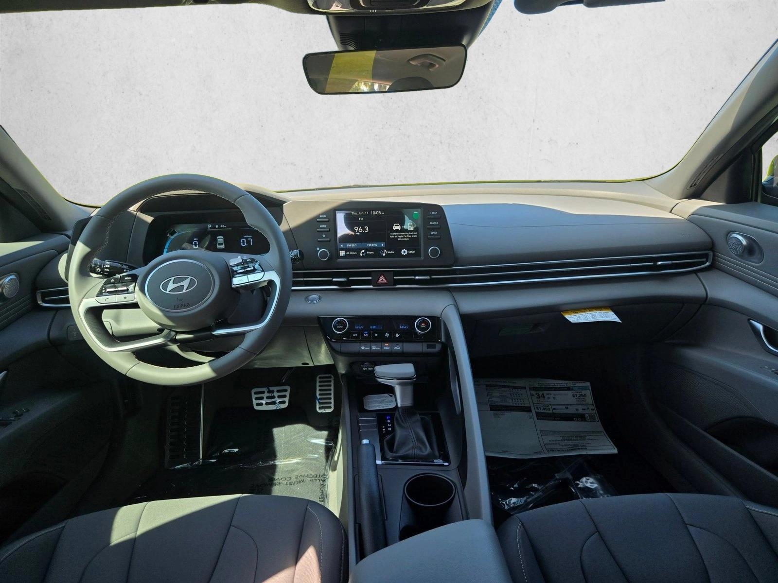 Thumbnail: 2026 Hyundai Elantra - 3