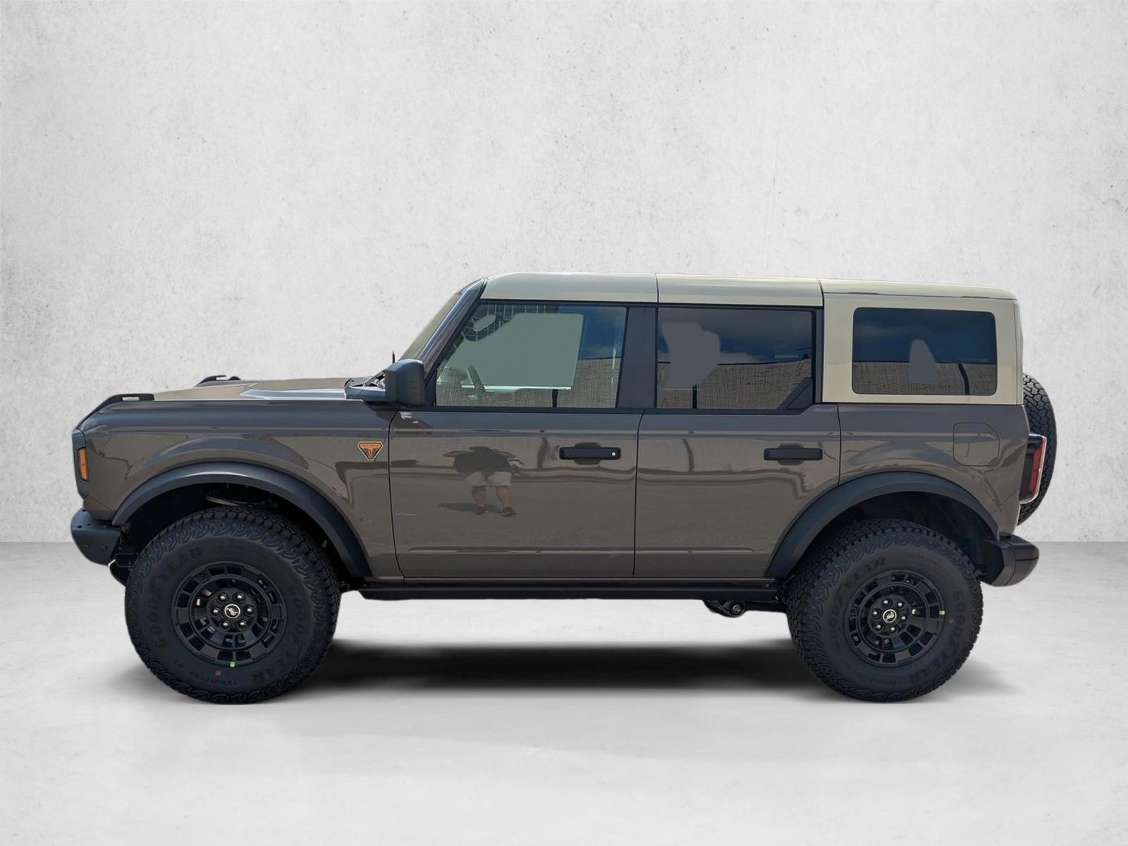 Thumbnail: 2026 Ford Bronco - 2