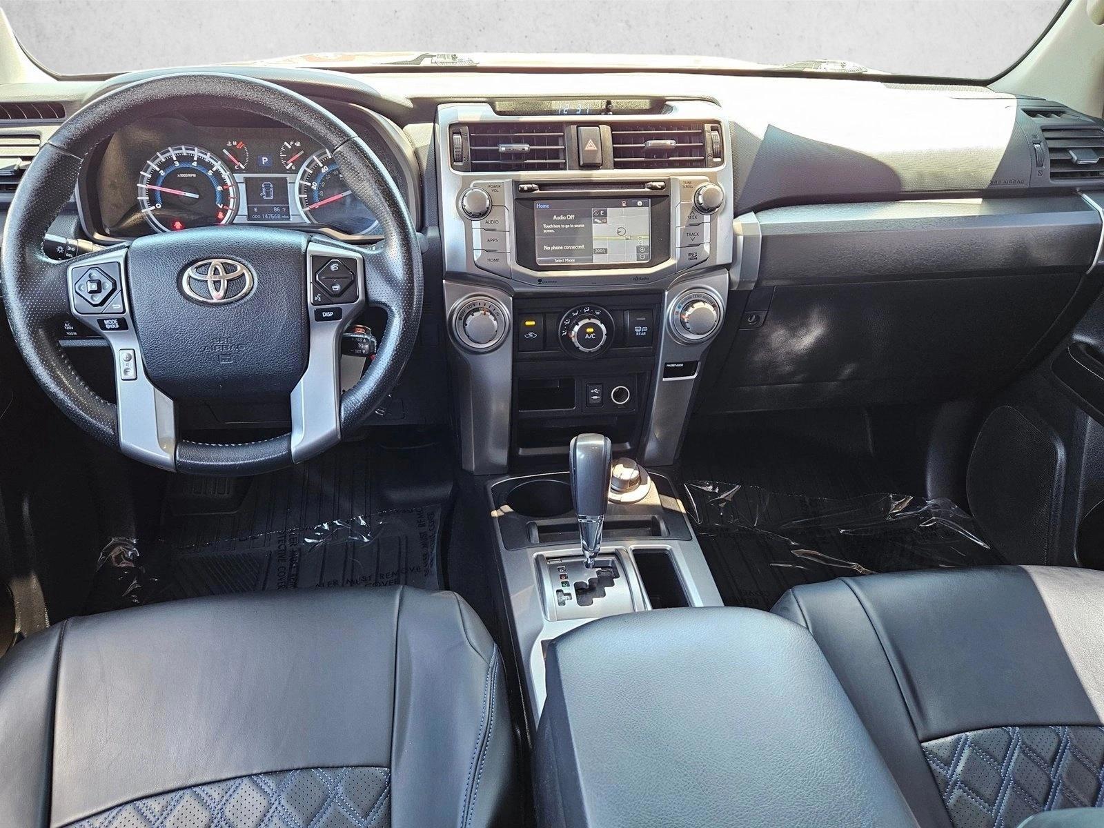 Thumbnail: 2014 Toyota 4Runner - 3