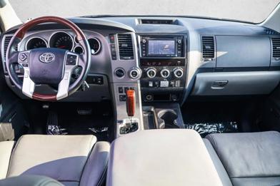 2015 Toyota Sequoia