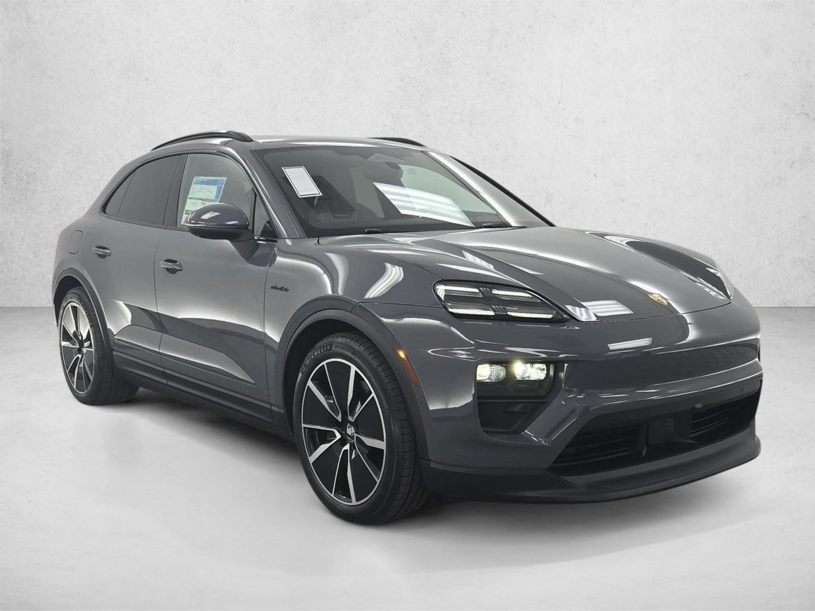 2025 Porsche Macan S - Photo 7