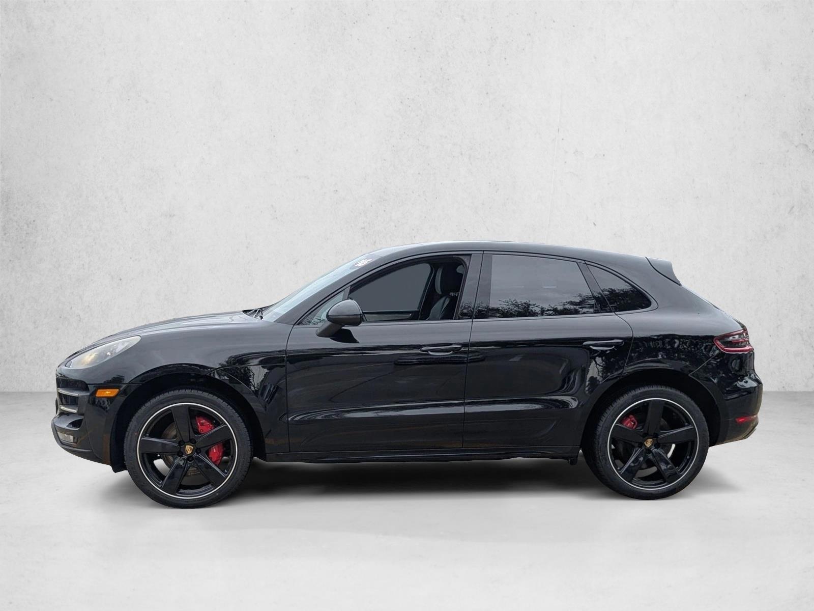 Thumbnail: 2016 Porsche Macan - 2
