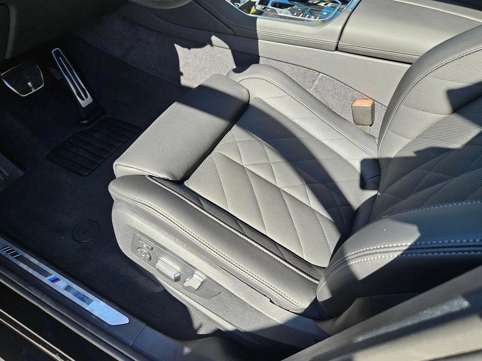 Thumbnail: 2027 BMW X6 - 4
