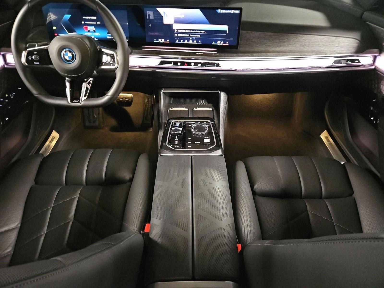Thumbnail: 2024 BMW i7 - 4