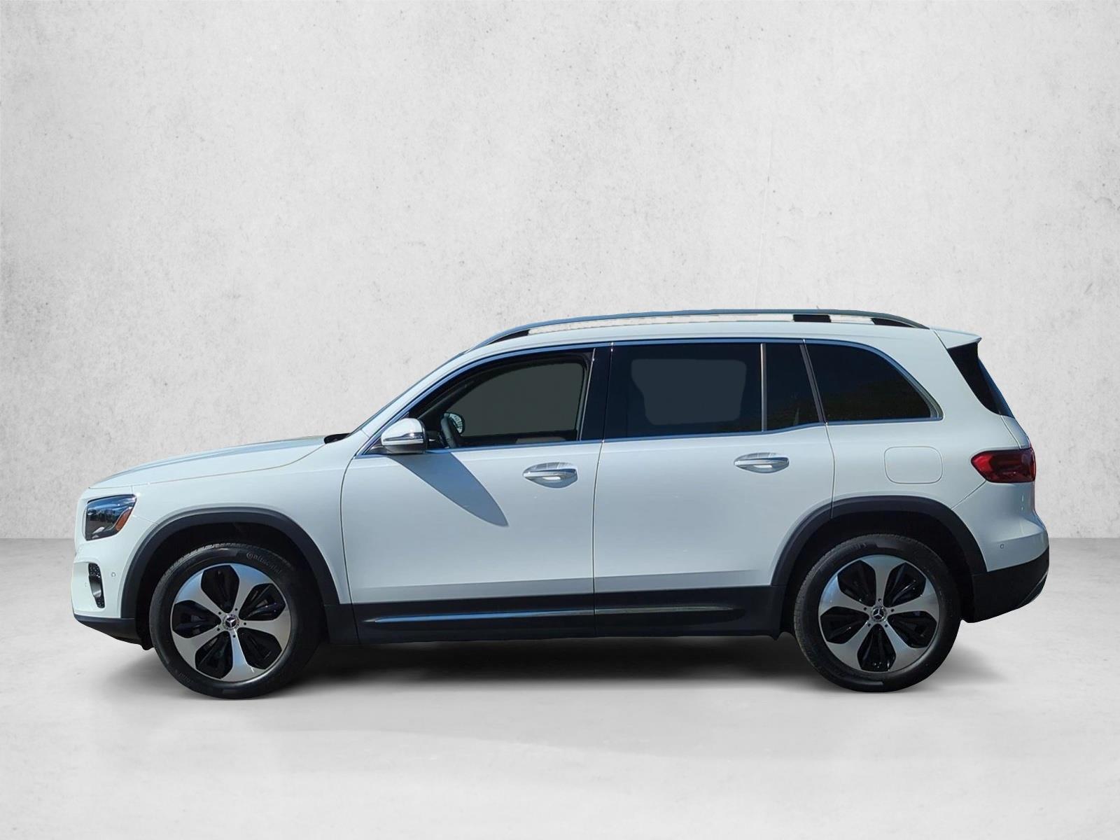 Thumbnail: 2026 Mercedes-Benz GLB - 2