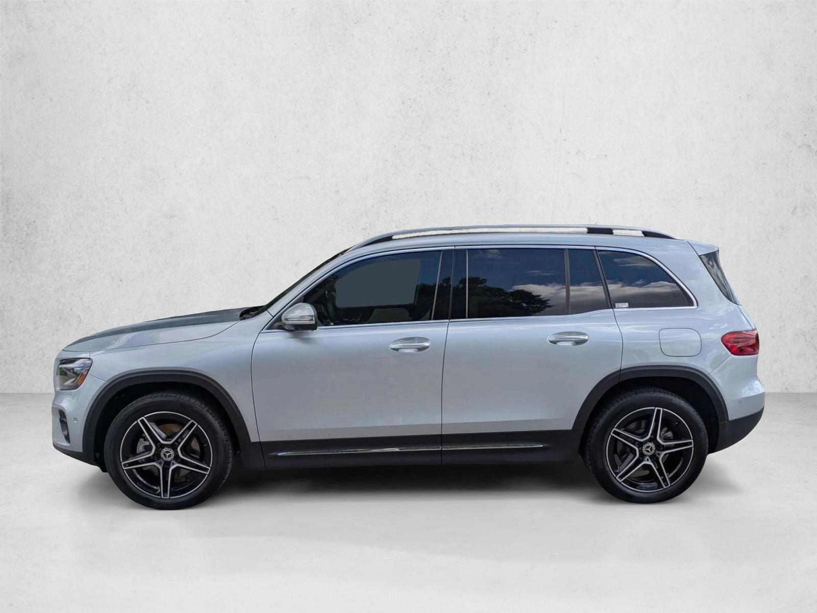 Thumbnail: 2026 Mercedes-Benz GLB - 2
