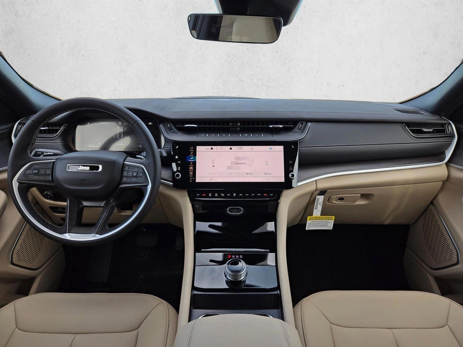 Thumbnail: 2026 Jeep Grand Cherokee - 3