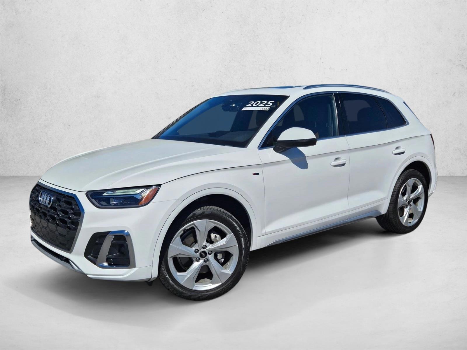 Thumbnail: 2025 Audi Q5 - 1