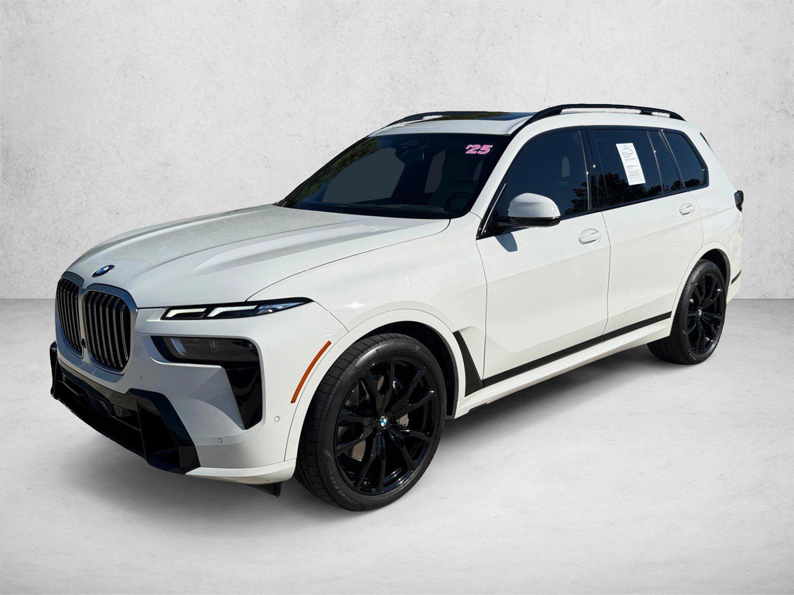 2025 BMW X7 40i