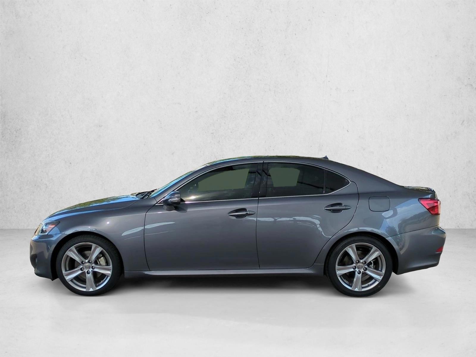 Thumbnail: 2013 Lexus IS - 2