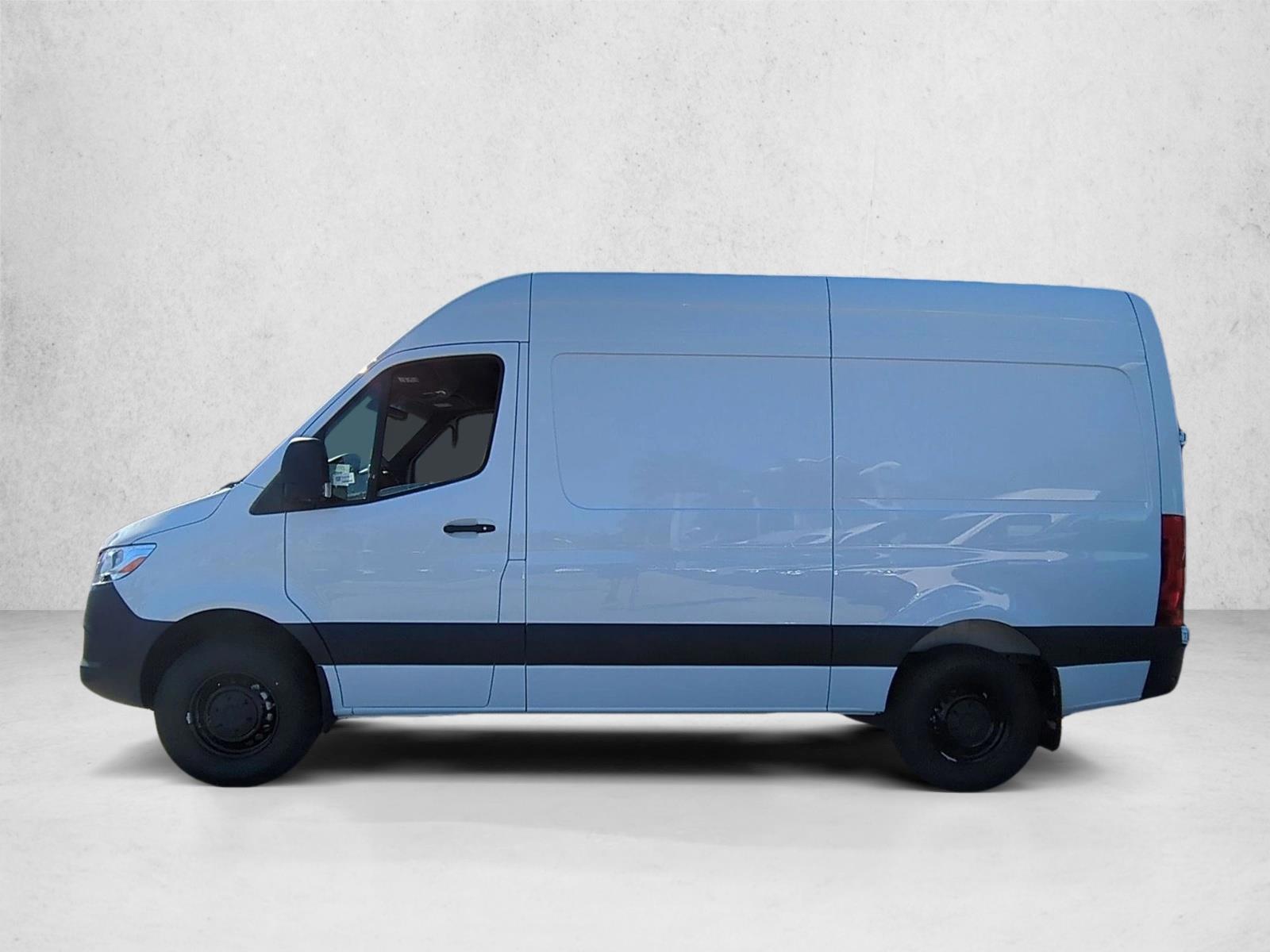 Thumbnail: 2026 Mercedes-Benz Sprinter - 2