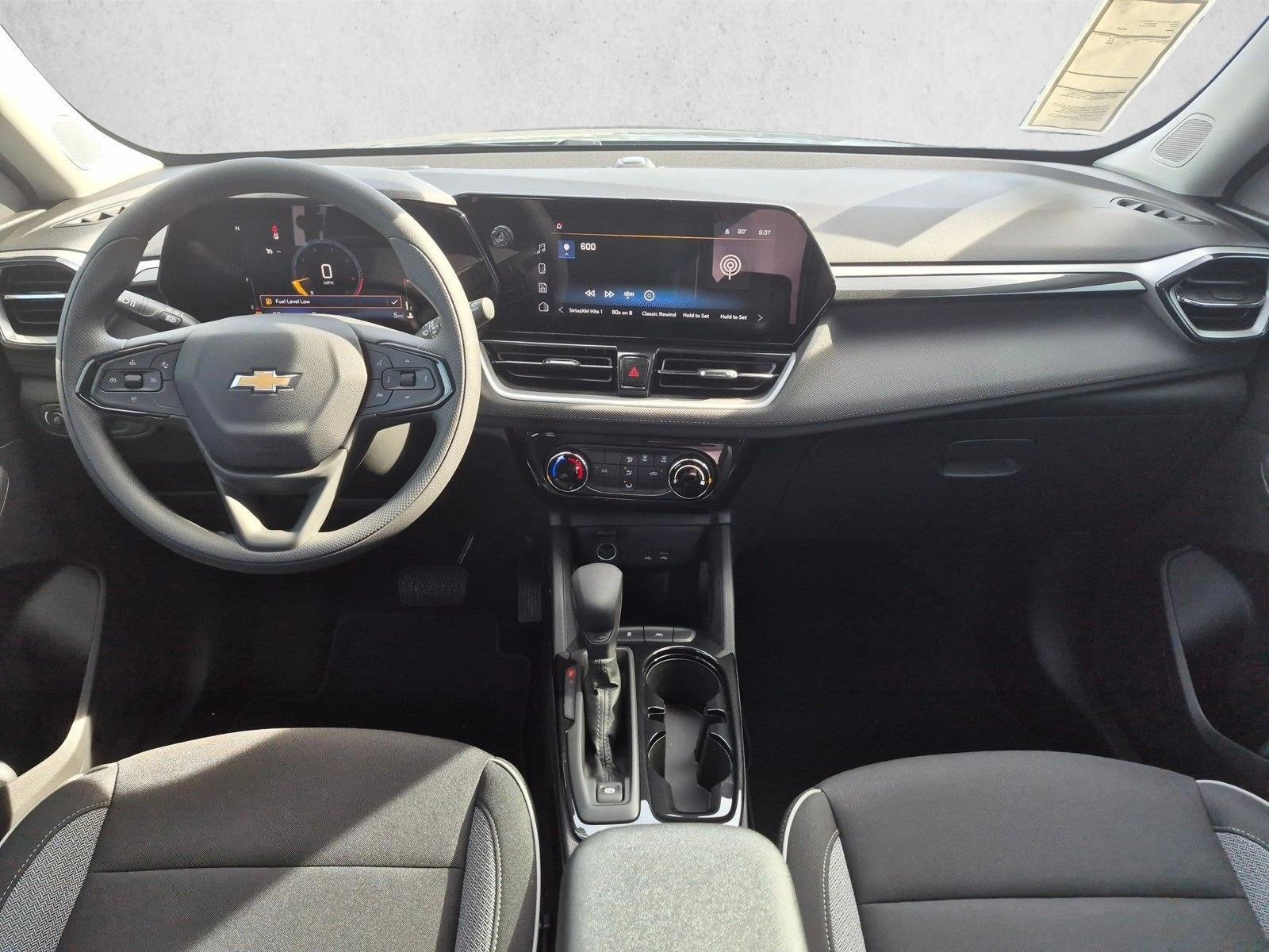 Thumbnail: 2026 Chevrolet TrailBlazer - 3