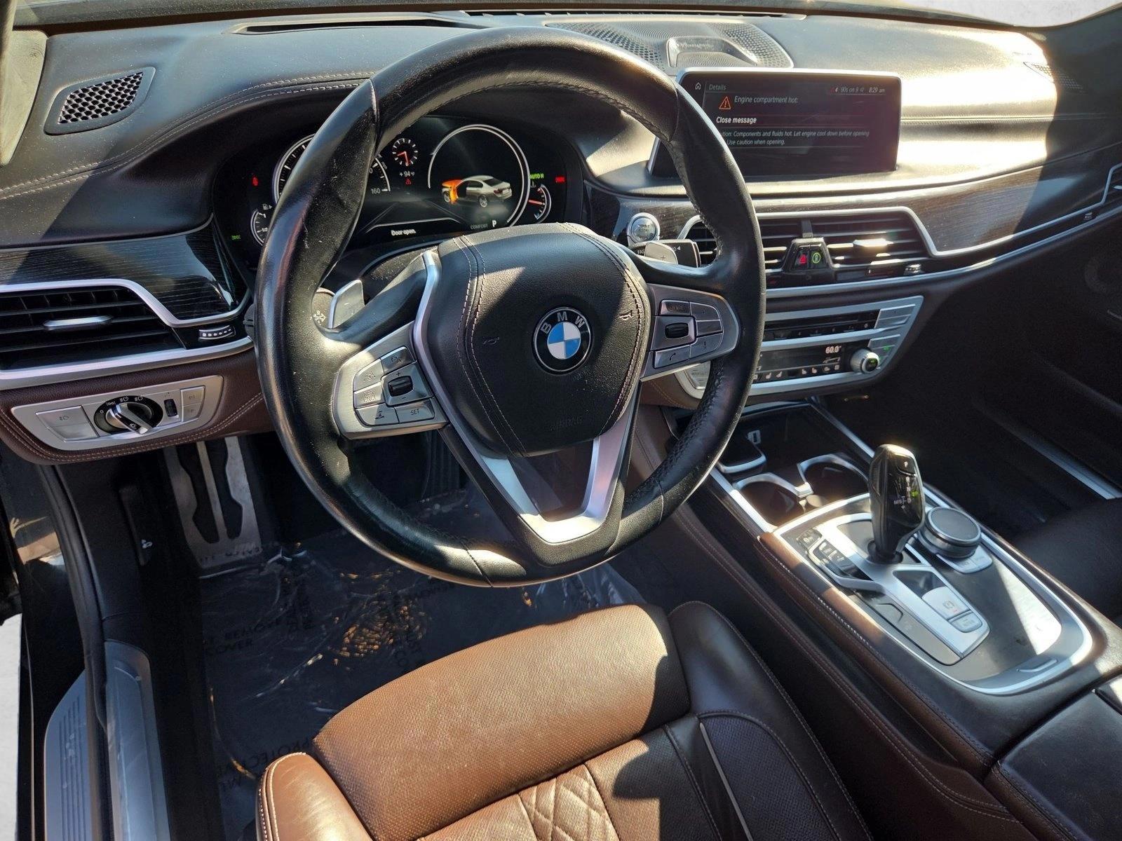 Thumbnail: 2016 BMW 7 Series - 3