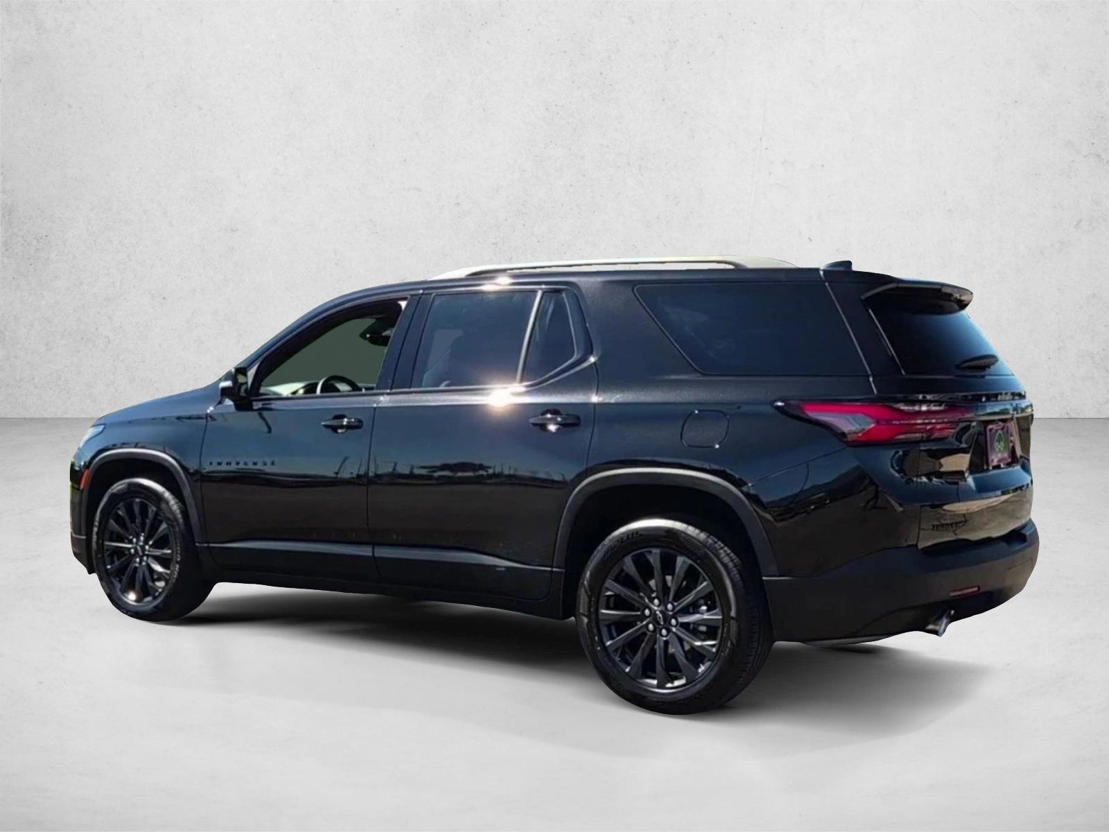 2023 Chevrolet Traverse RS - Photo 2
