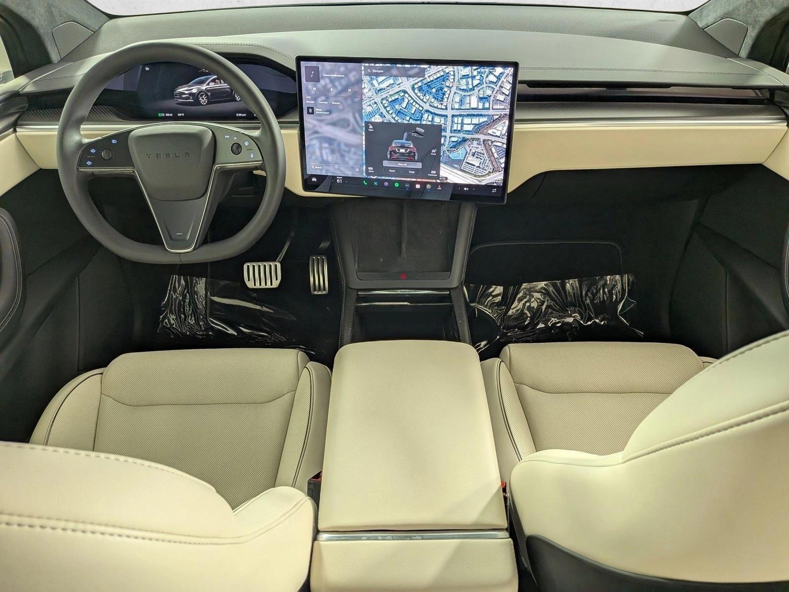 Thumbnail: 2023 Tesla Model X - 4