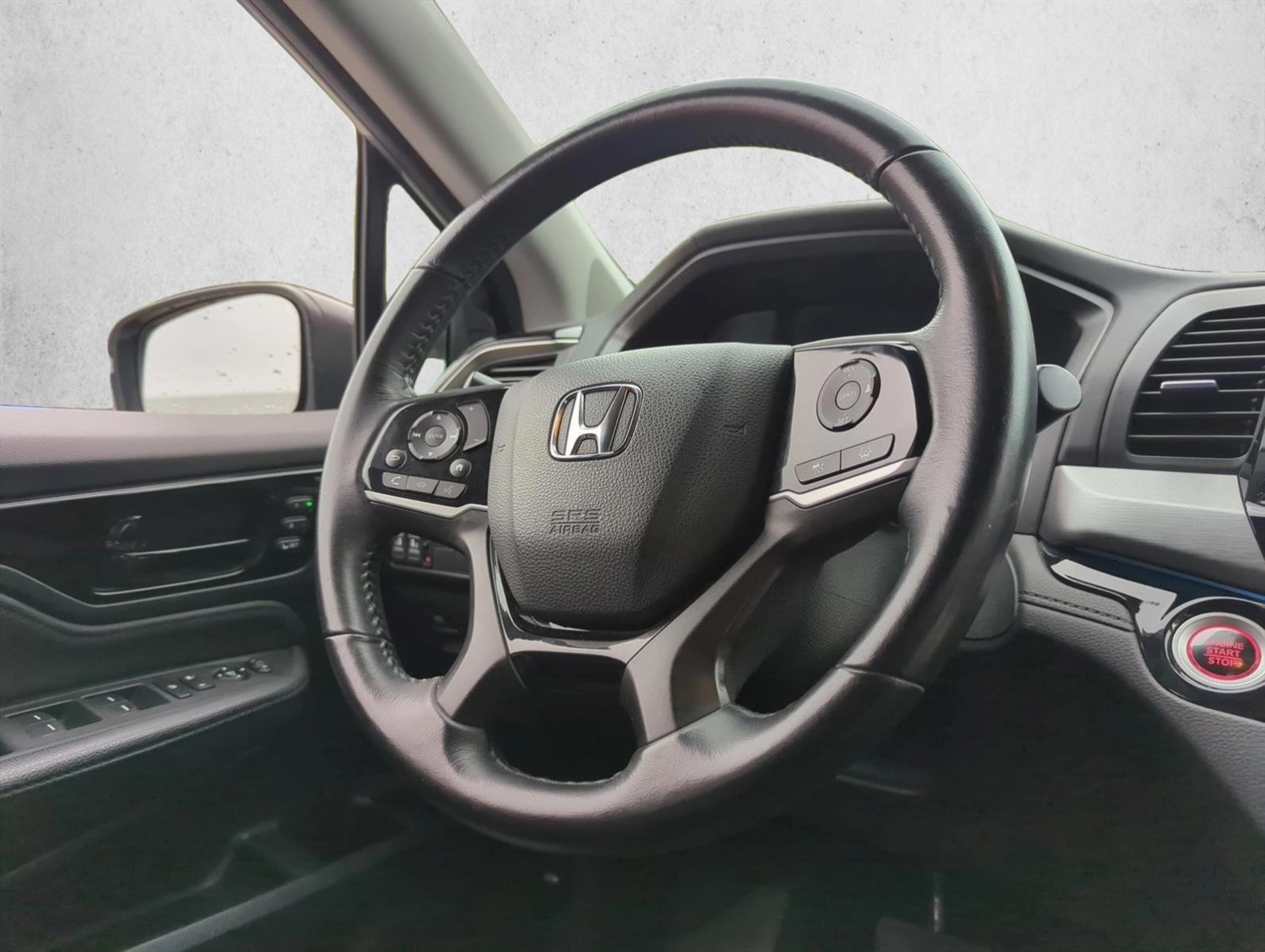 Thumbnail: 2023 Honda Odyssey - 4