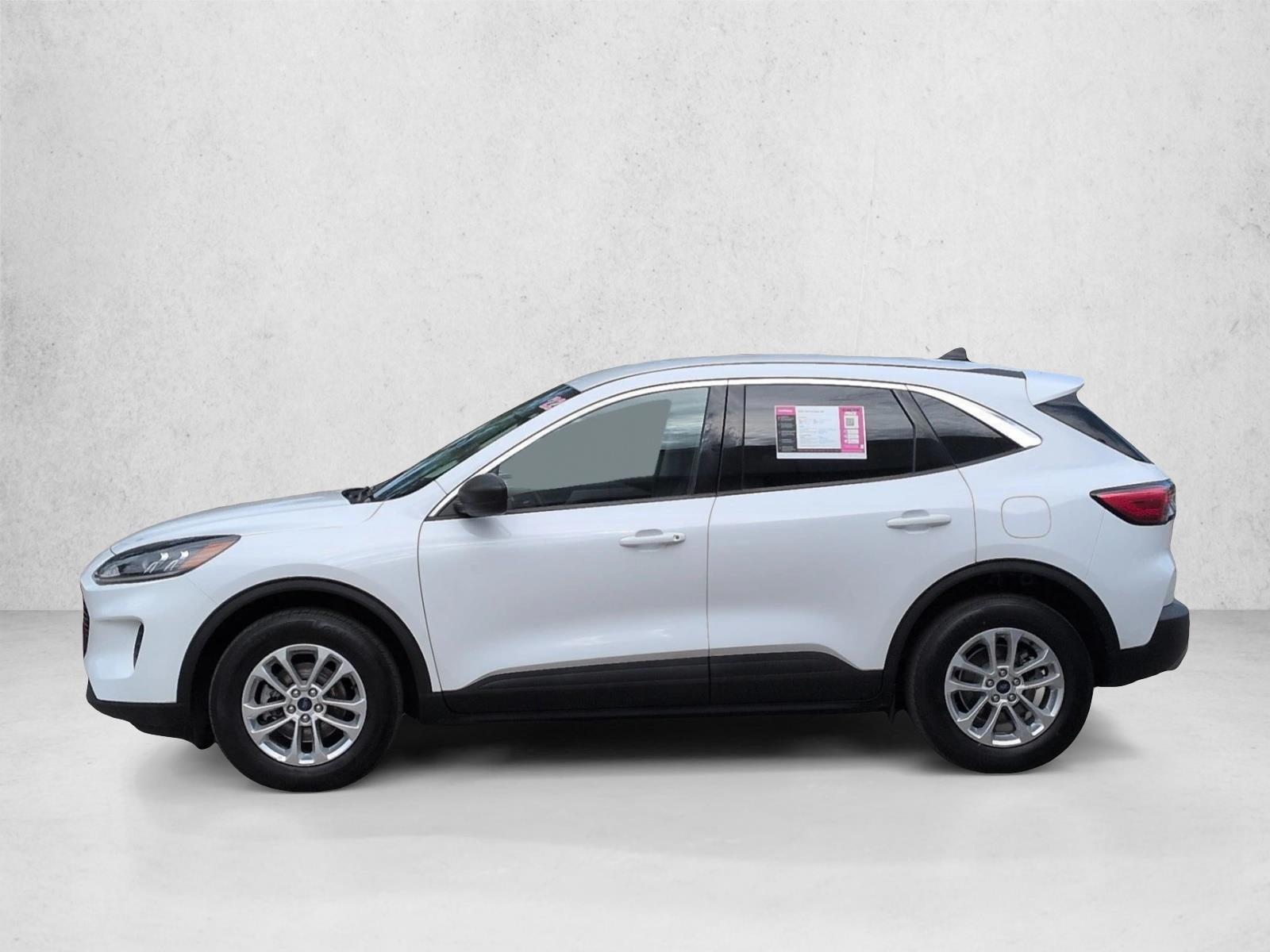 Thumbnail: 2022 Ford Escape - 2