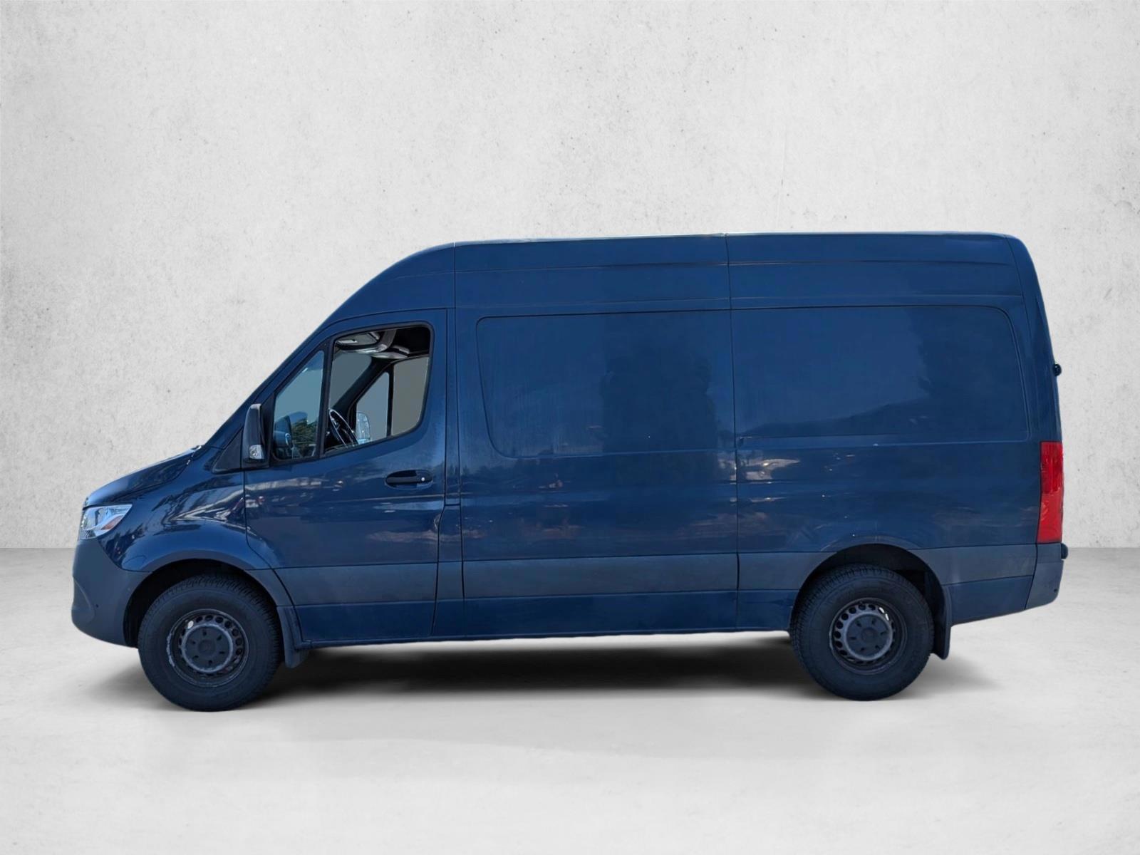 Thumbnail: 2021 Mercedes-Benz Sprinter - 2