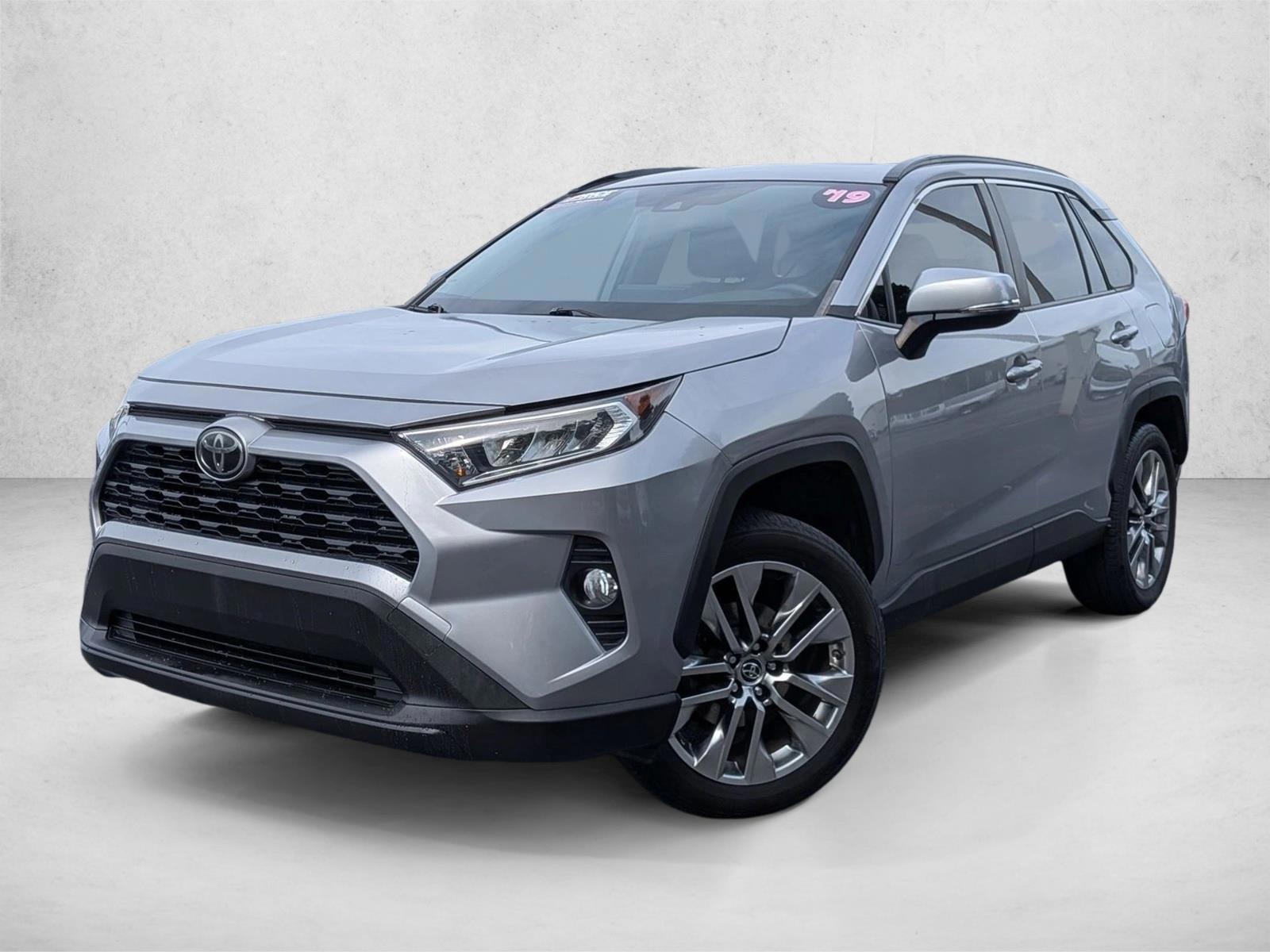 Thumbnail: 2019 Toyota RAV4 - 1
