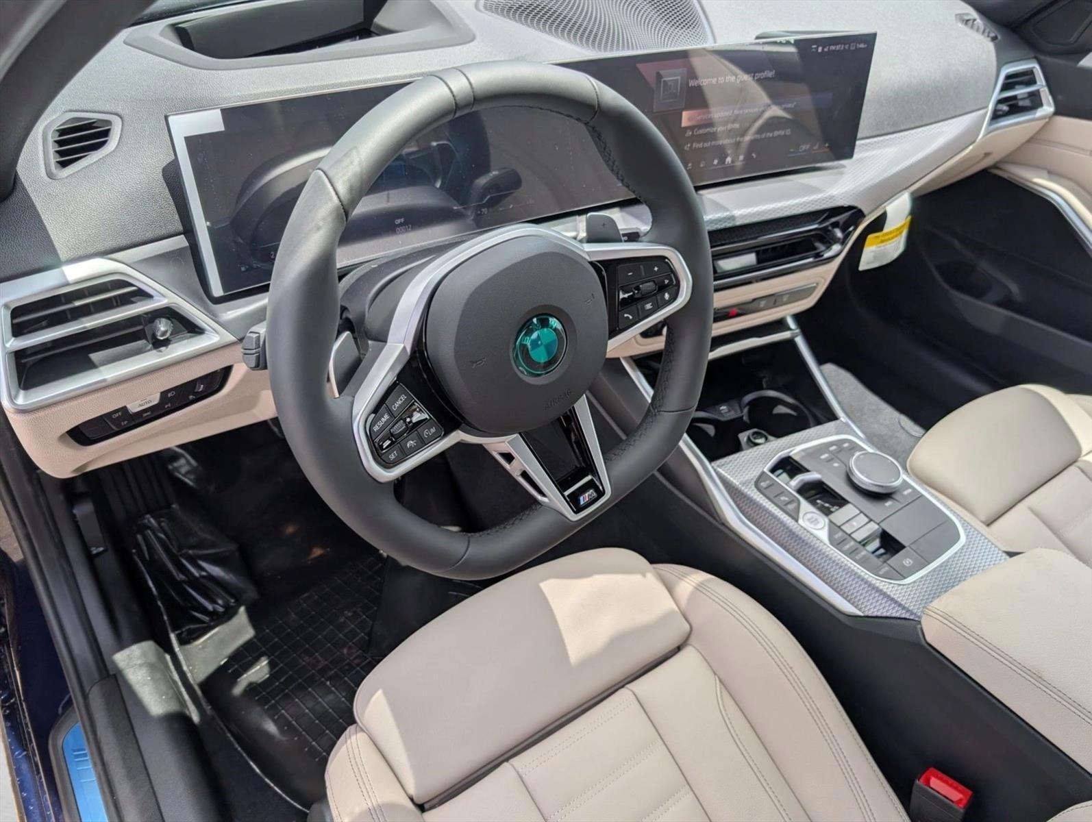 Thumbnail: 2026 BMW 3 Series - 3