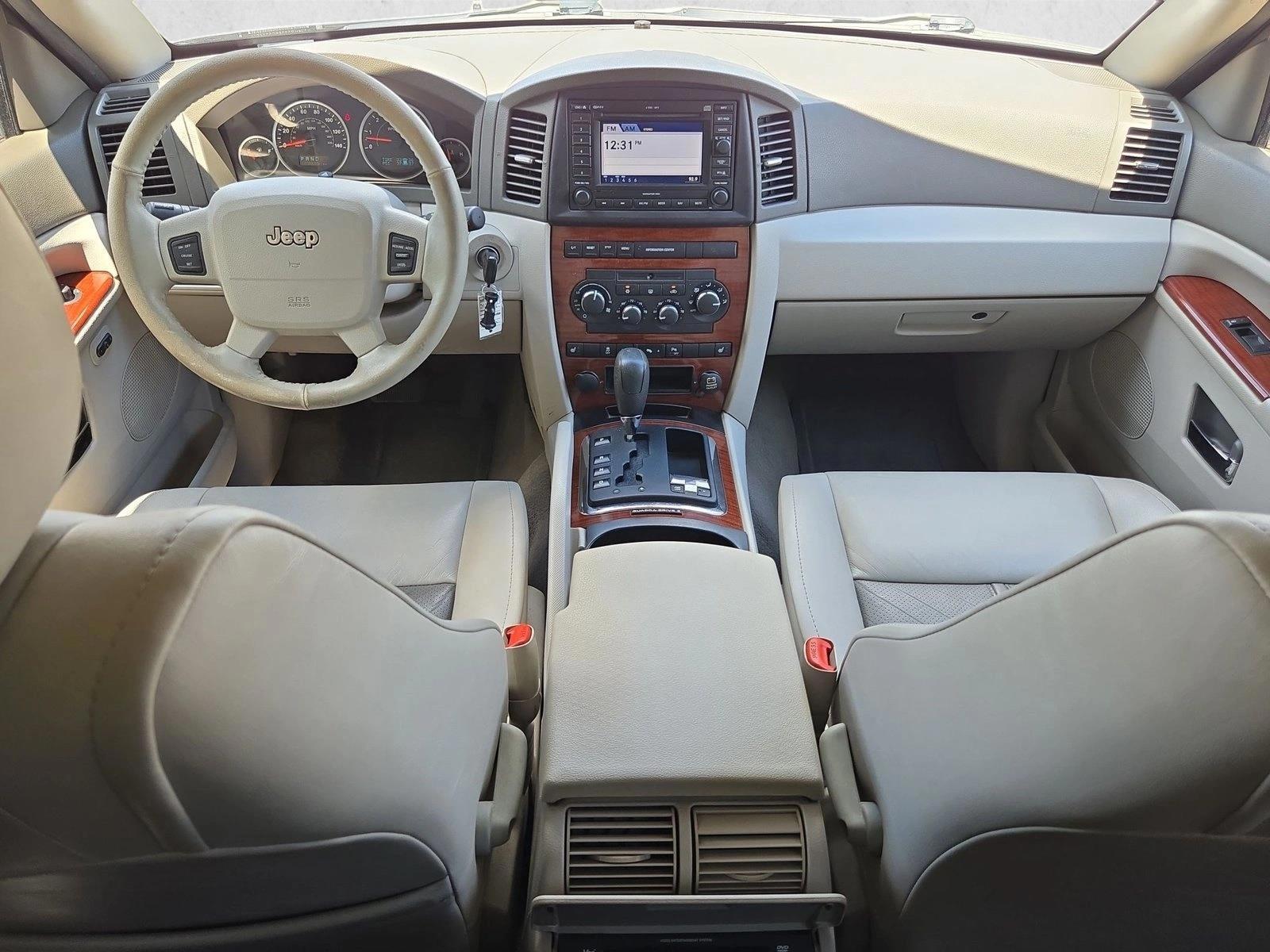 Thumbnail: 2005 Jeep Grand Cherokee - 3
