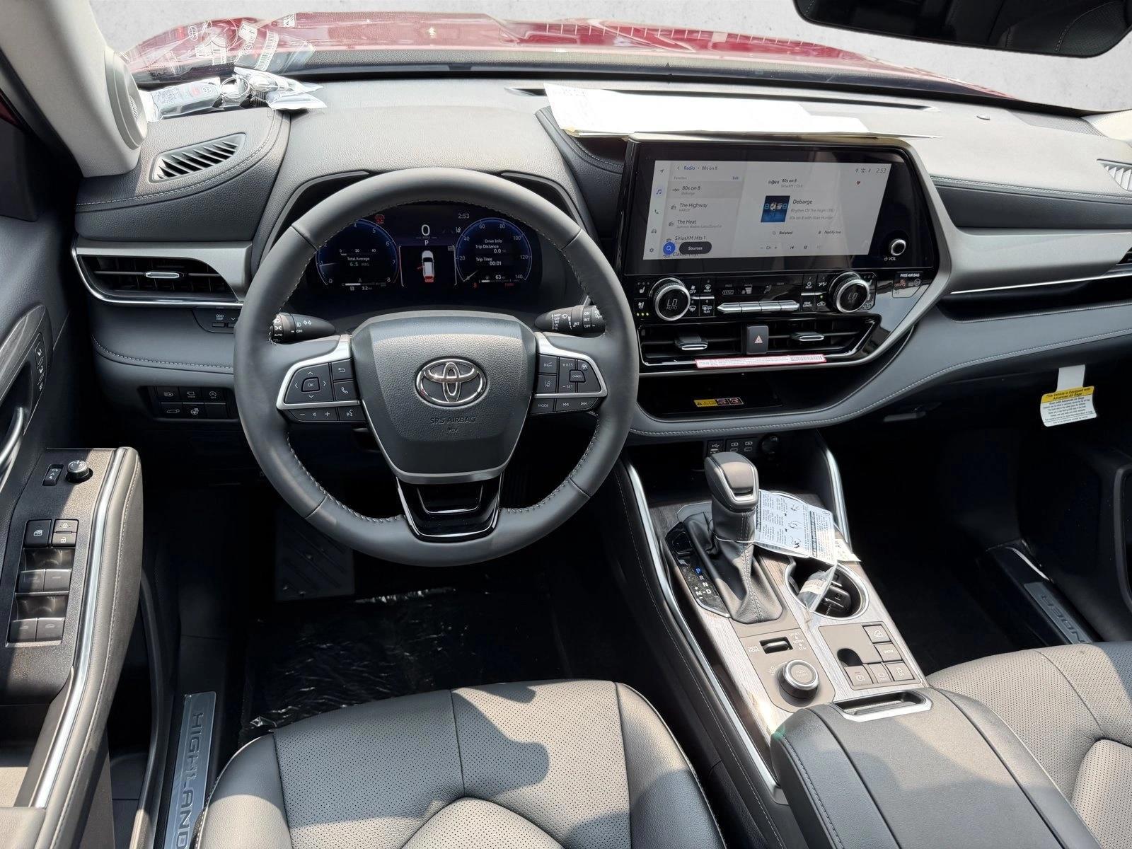 Thumbnail: 2026 Toyota Highlander - 3