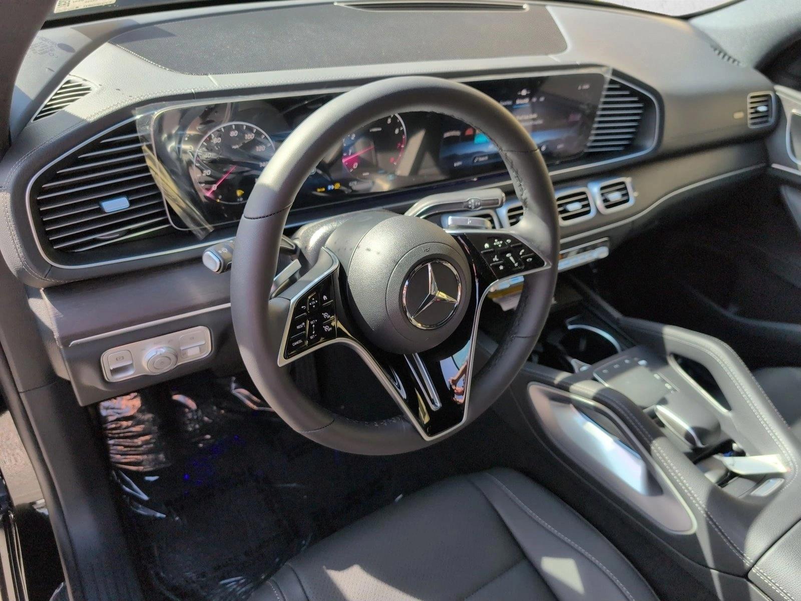 Thumbnail: 2026 Mercedes-Benz GLE - 3