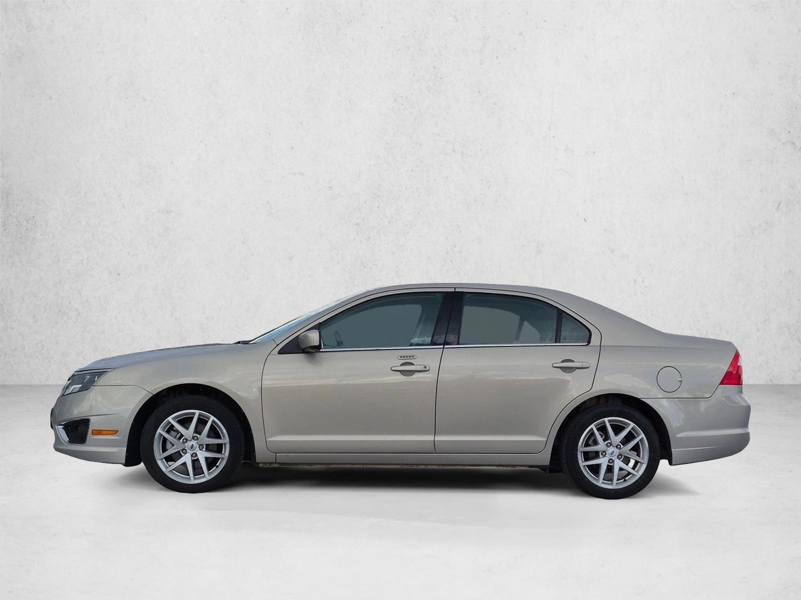 Thumbnail: 2010 Ford Fusion - 2