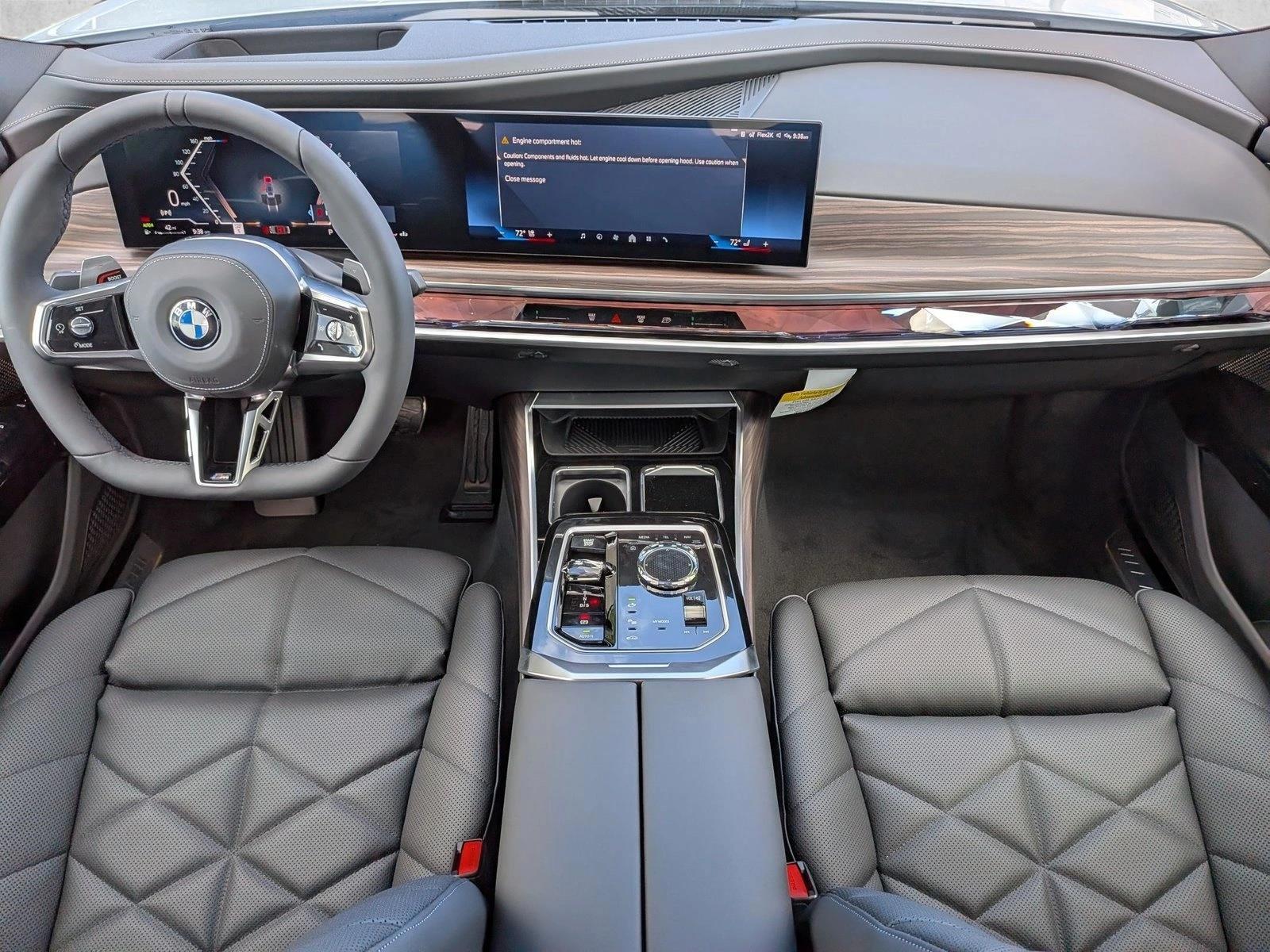 Thumbnail: 2026 BMW 7 Series - 4