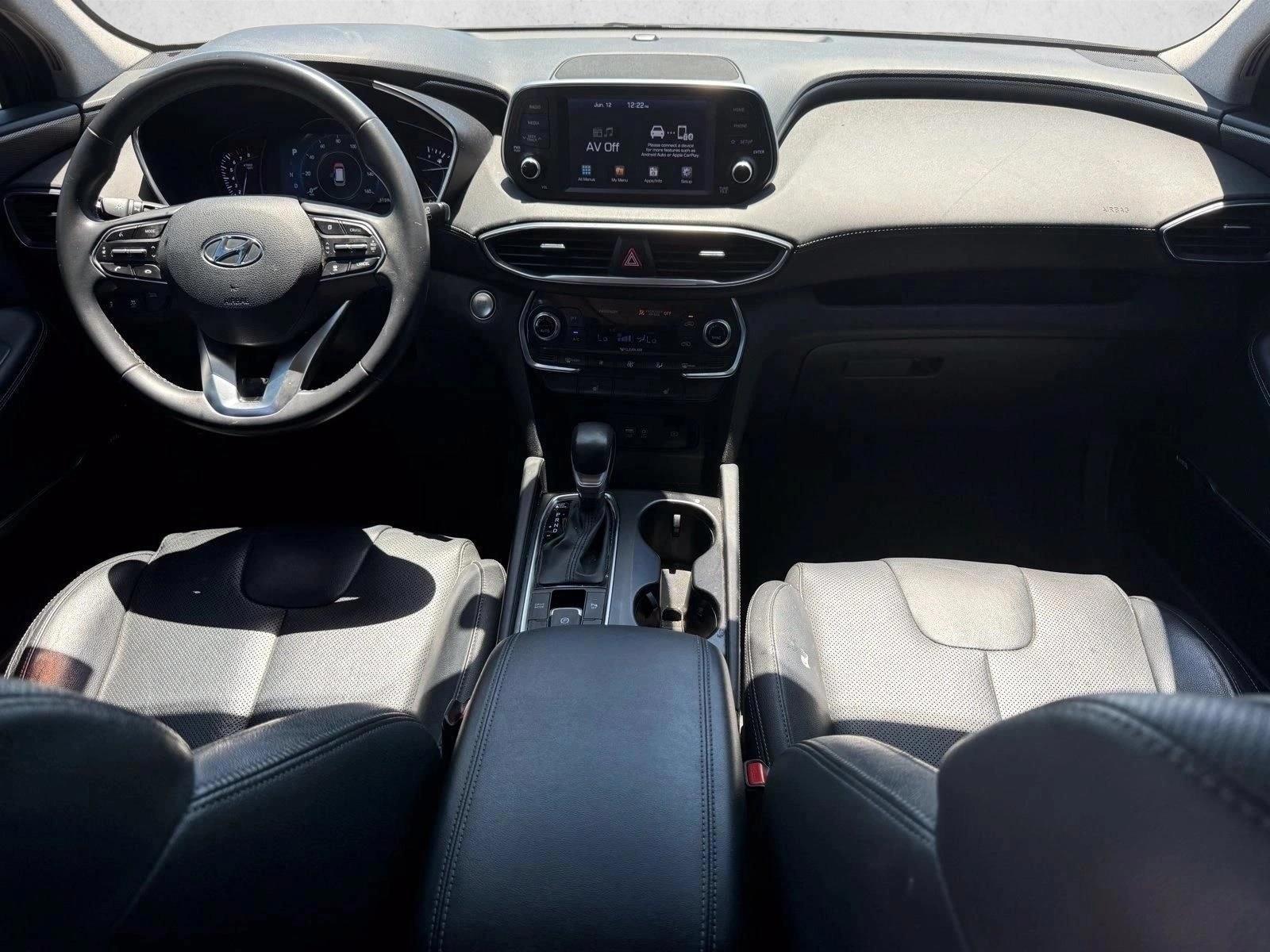 Thumbnail: 2019 Hyundai Santa Fe - 3