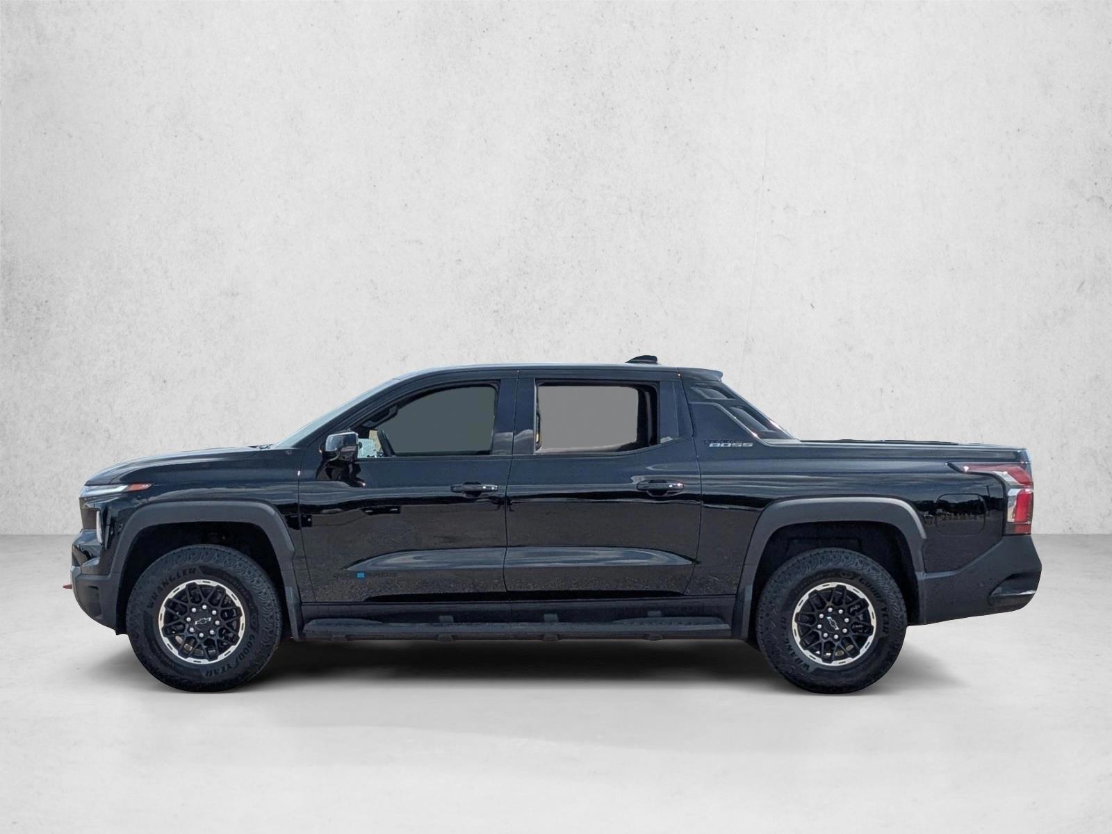 Thumbnail: 2026 Chevrolet Silverado EV - 2
