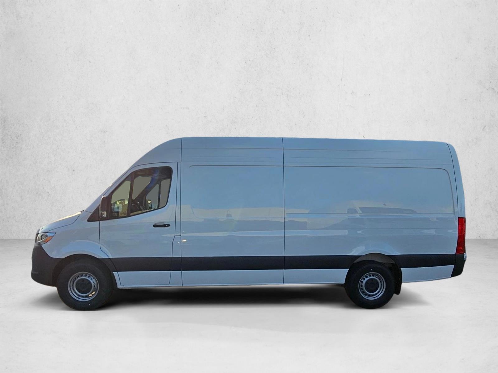 Thumbnail: 2026 Mercedes-Benz Sprinter - 2