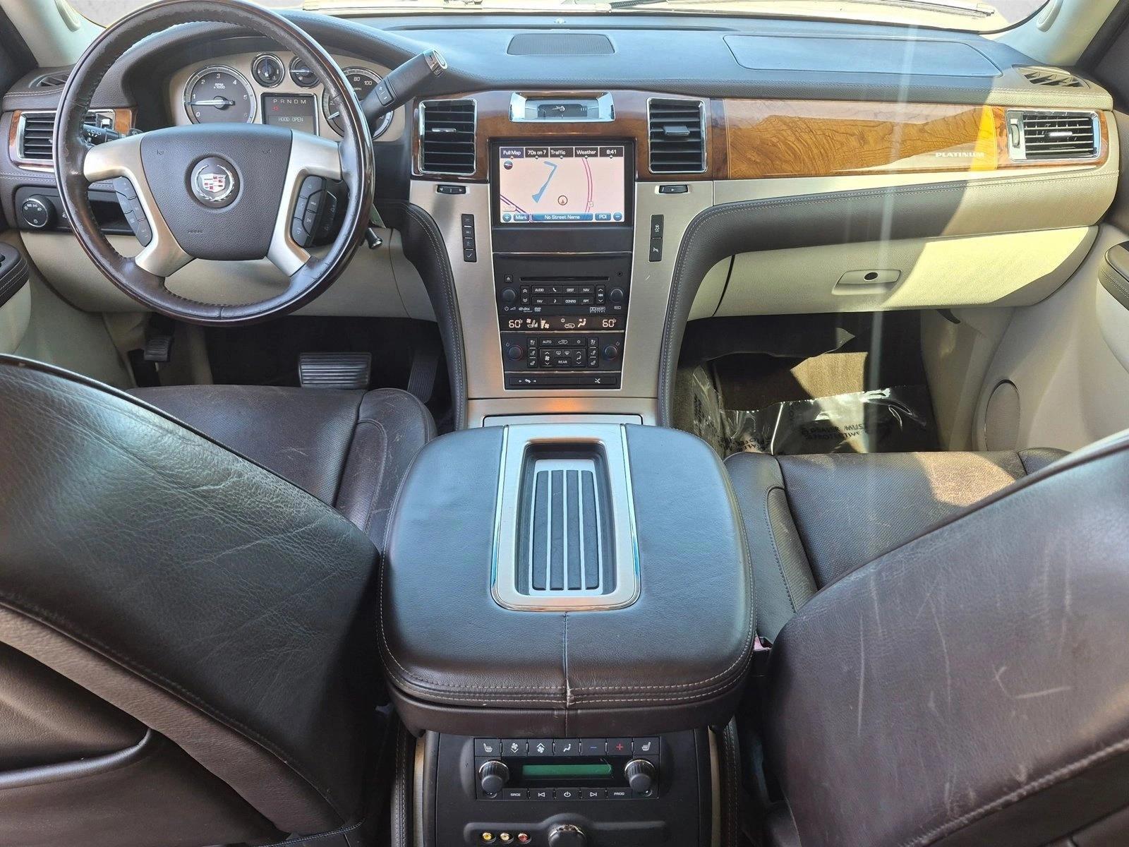 Thumbnail: 2013 Cadillac Escalade - 4