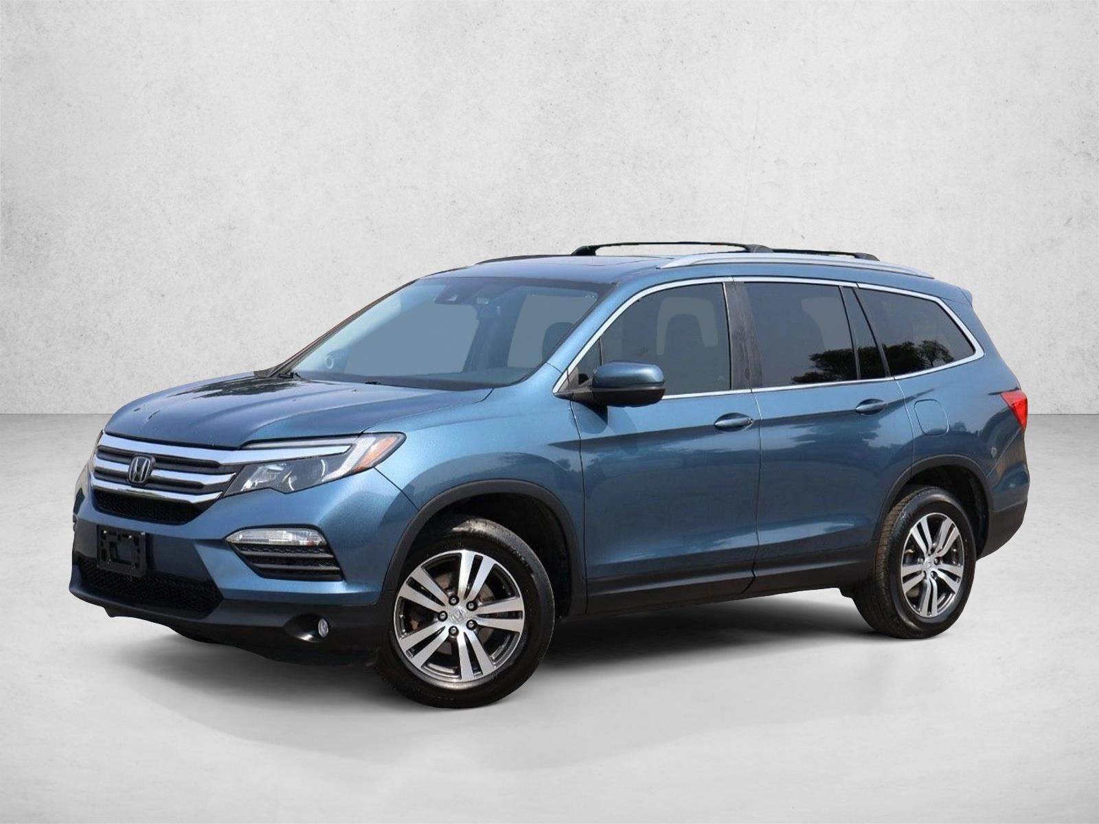 Thumbnail: 2017 Honda Pilot - 1