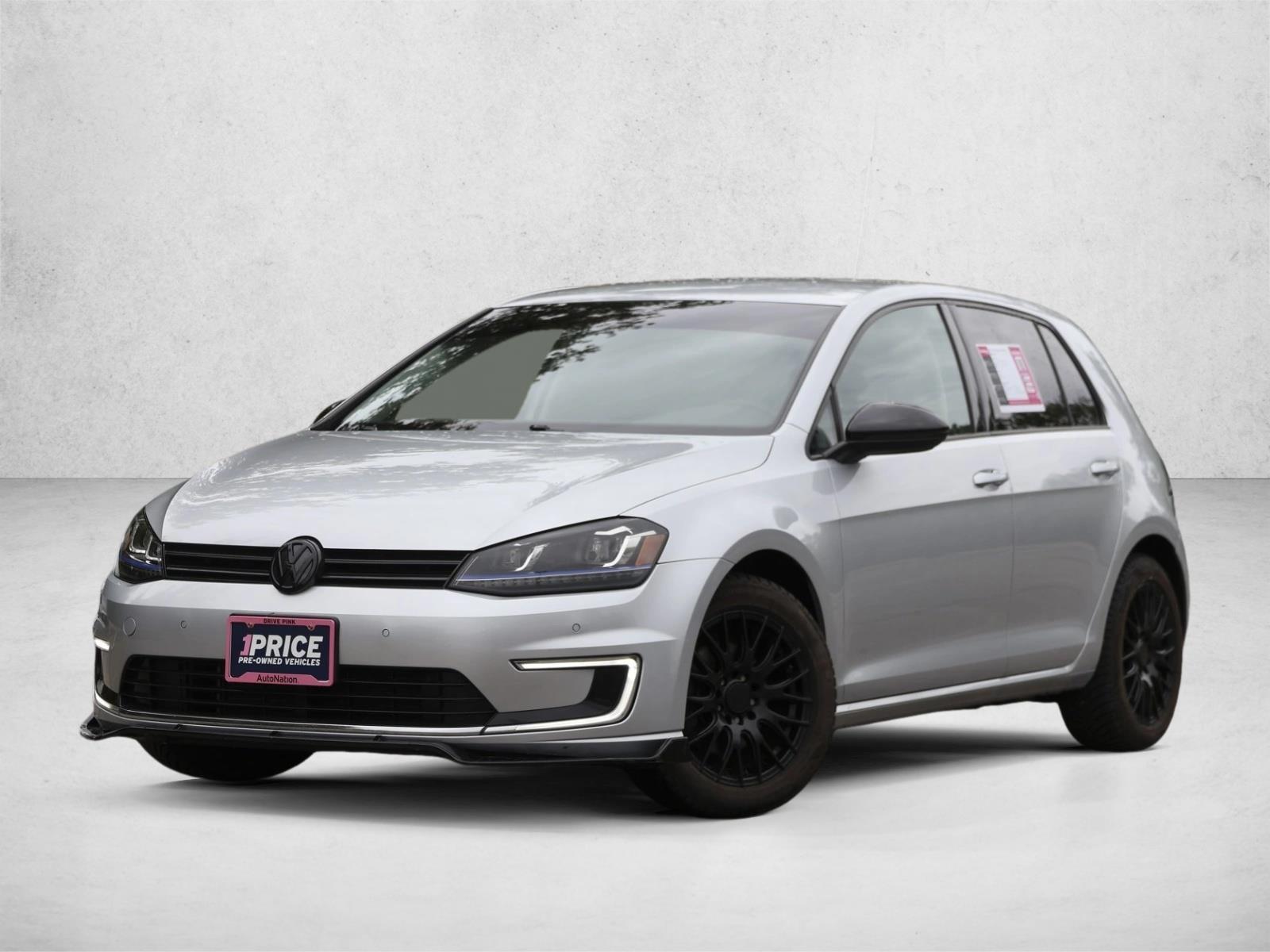 Thumbnail: 2015 Volkswagen e-Golf - 1