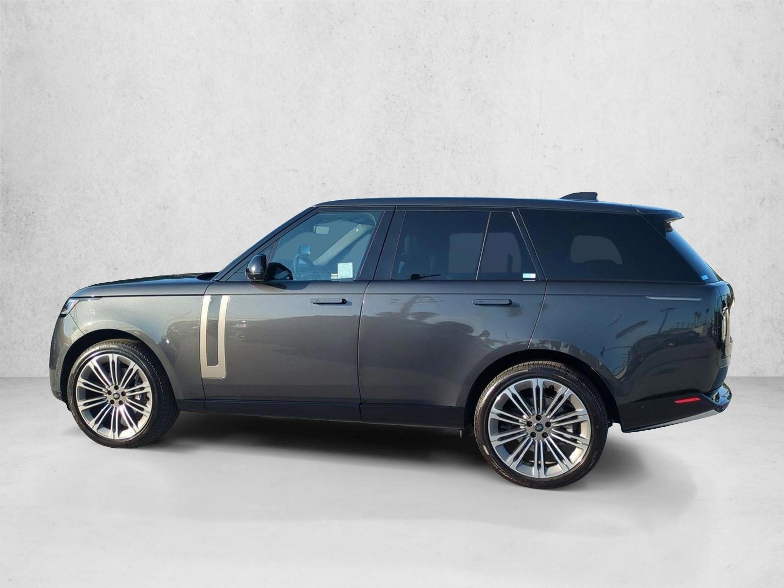 Thumbnail: 2025 Land Rover Range Rover - 2