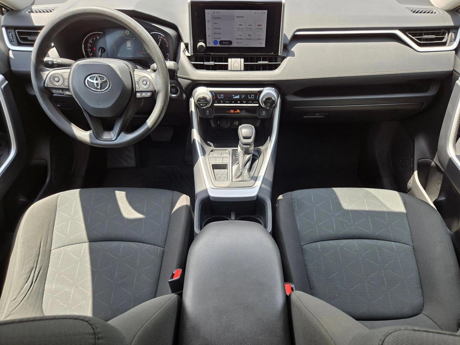 Thumbnail: 2025 Toyota RAV4 - 4