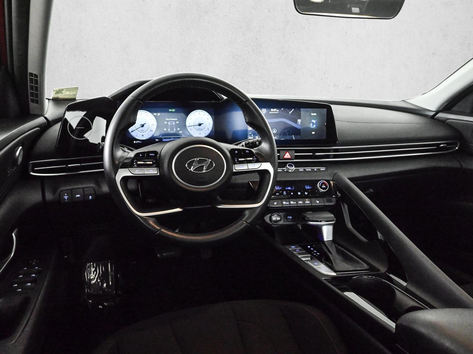 Thumbnail: 2023 Hyundai Elantra - 3