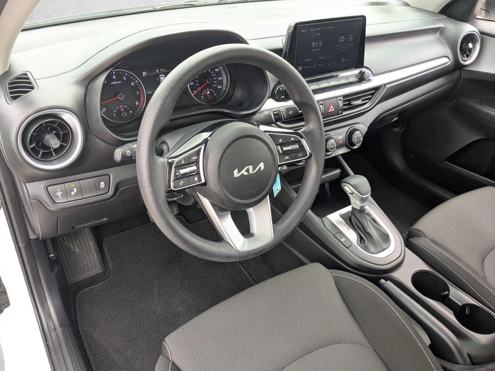 Thumbnail: 2024 Kia Forte - 3