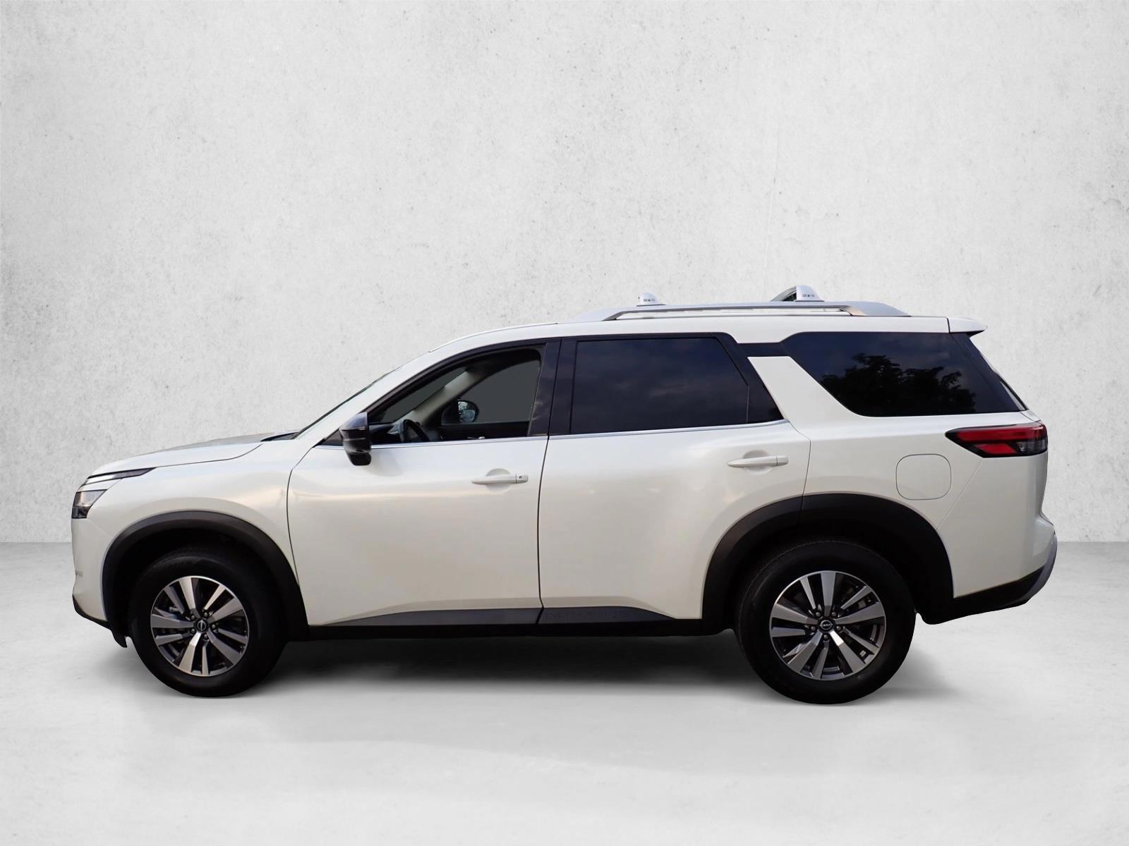 Thumbnail: 2023 Nissan Pathfinder - 2