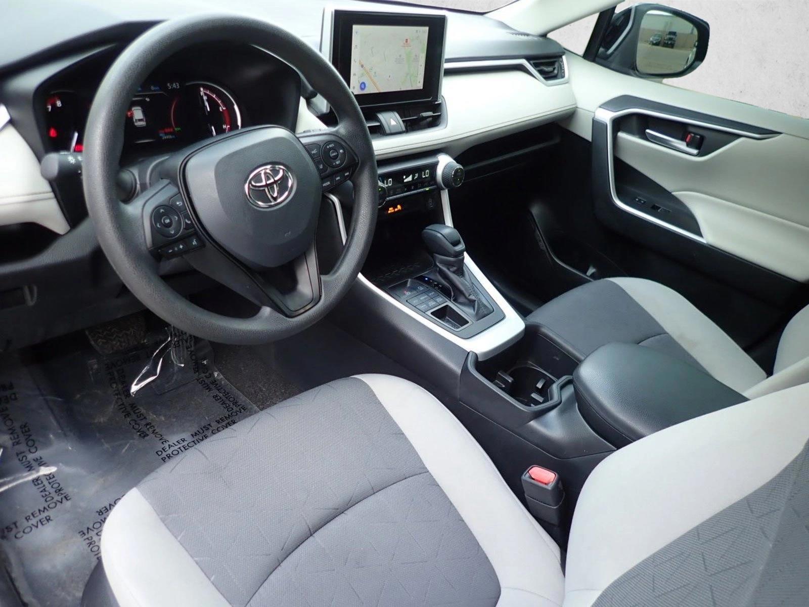 Thumbnail: 2023 Toyota RAV4 - 3