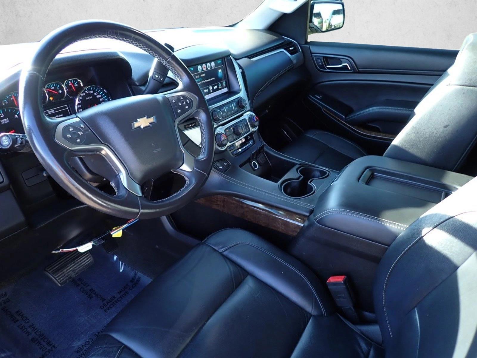 Thumbnail: 2018 Chevrolet Tahoe - 3
