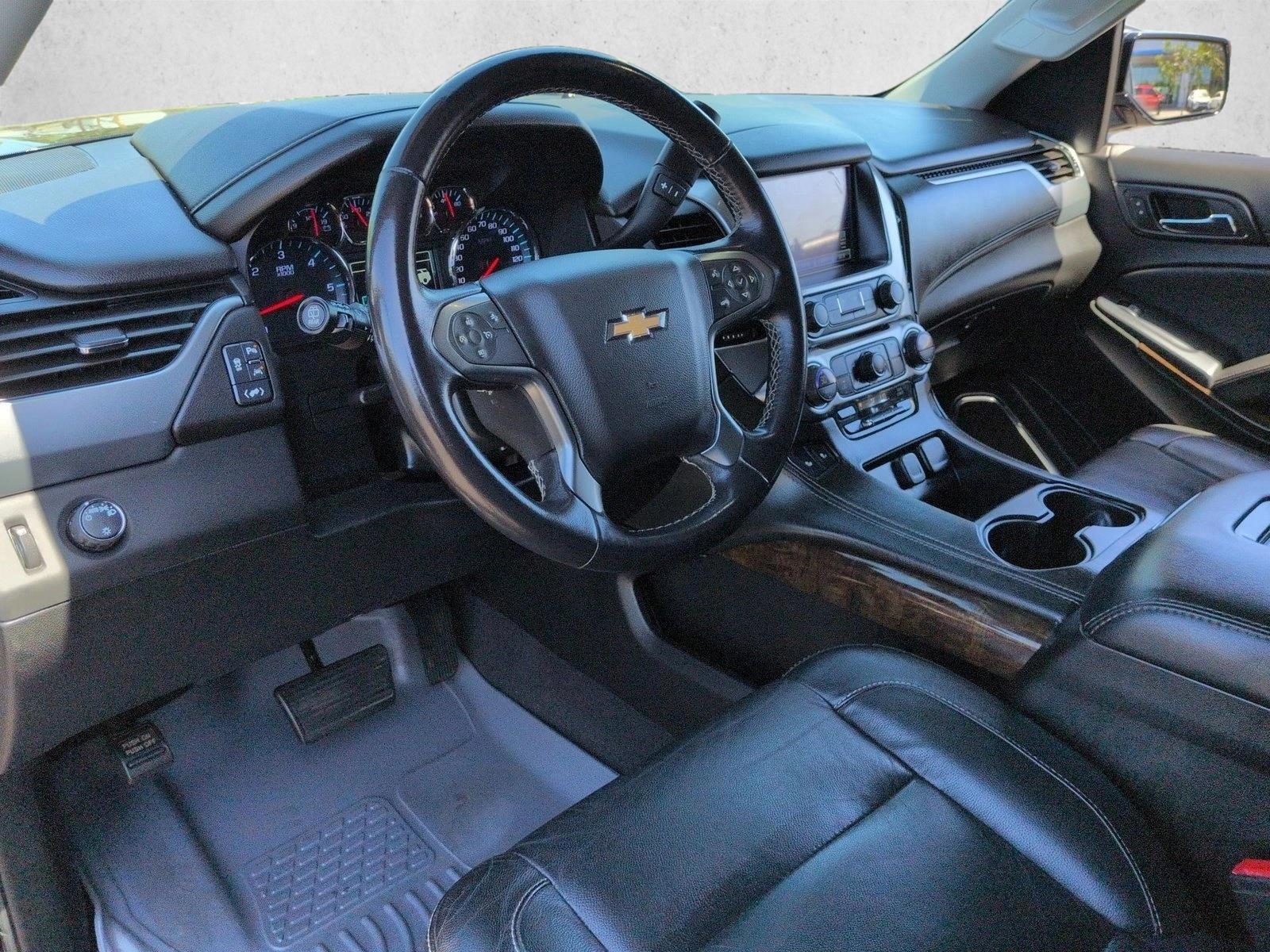 Thumbnail: 2020 Chevrolet Tahoe - 4