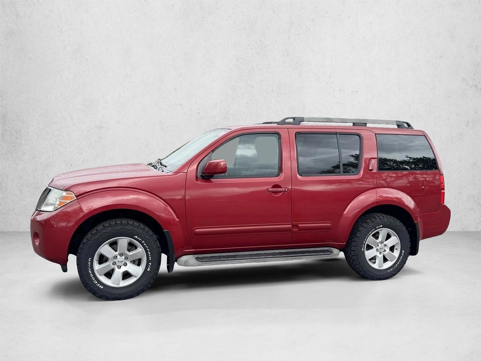Thumbnail: 2010 Nissan Pathfinder - 2