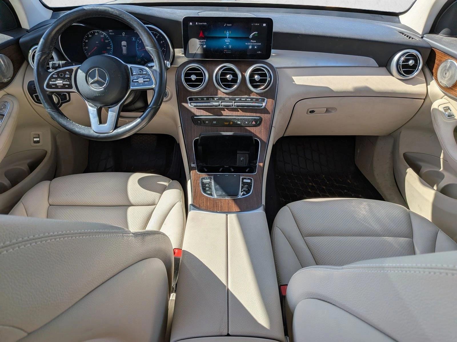 Thumbnail: 2021 Mercedes-Benz GLC - 4
