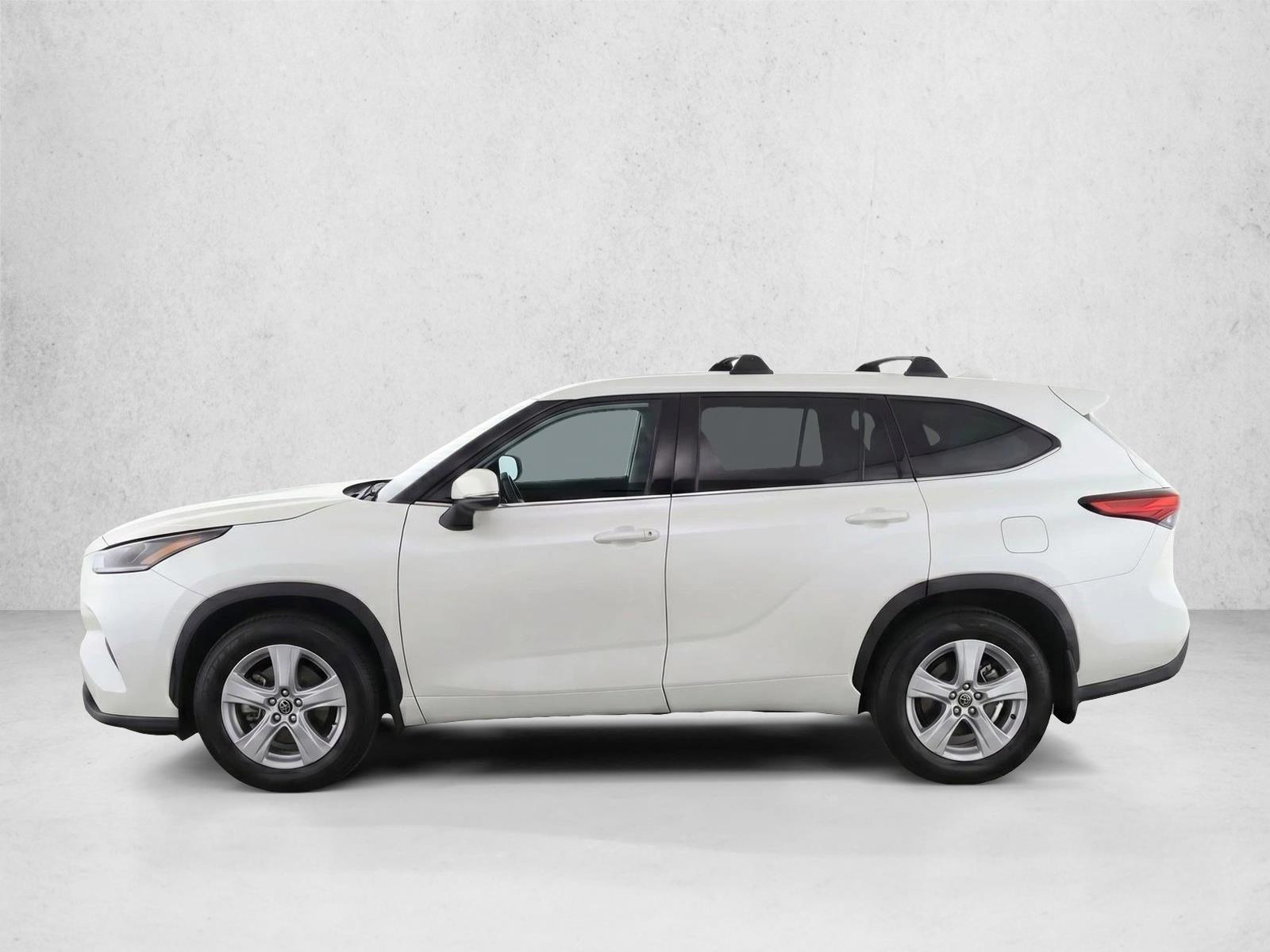 Thumbnail: 2021 Toyota Highlander - 2
