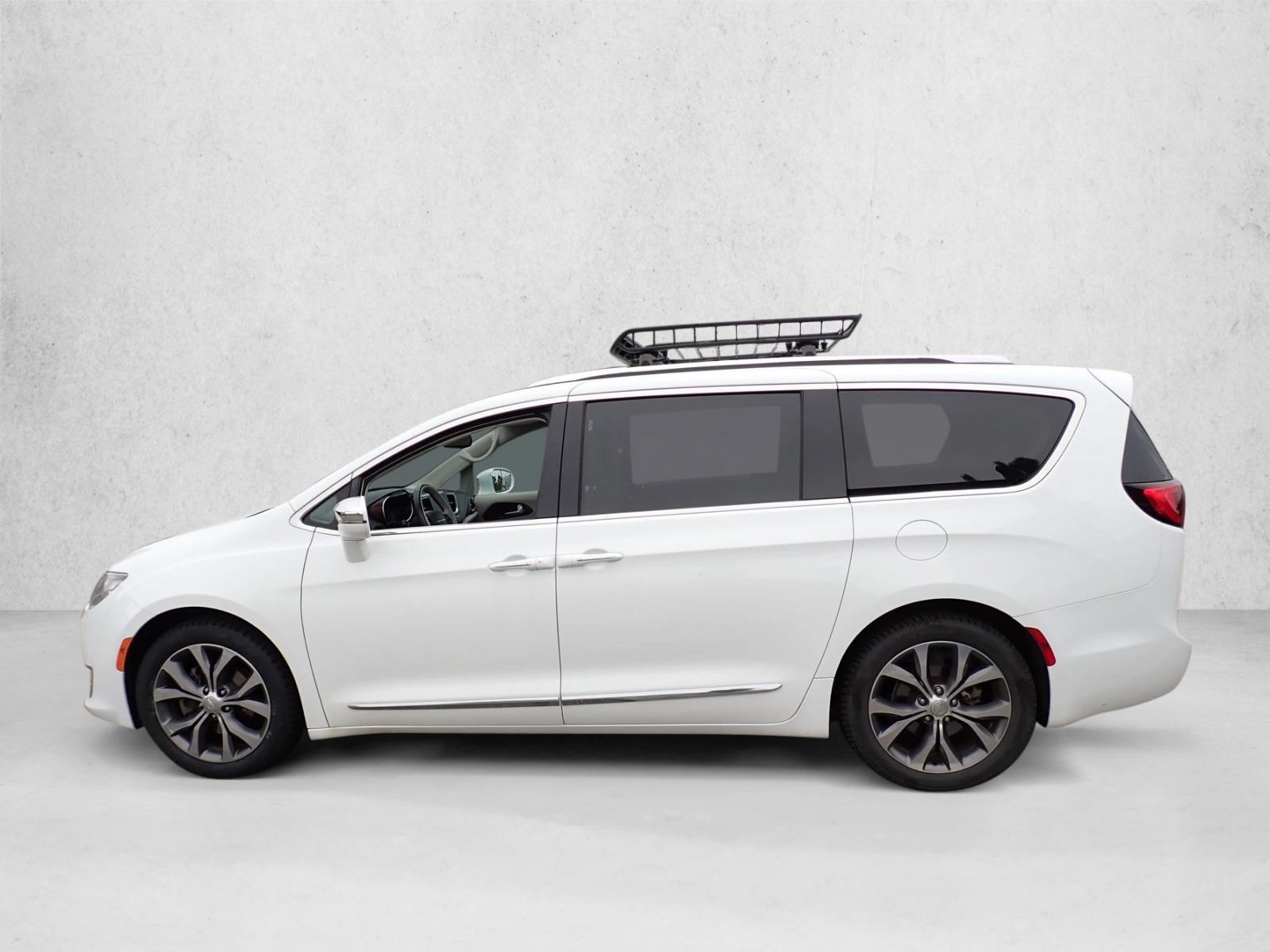 Thumbnail: 2017 Chrysler Pacifica - 2