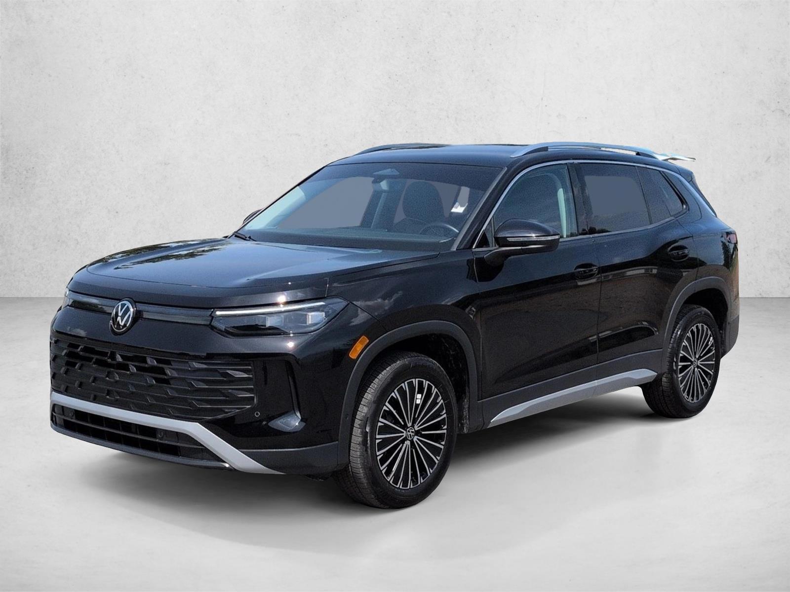 Thumbnail: 2025 Volkswagen Tiguan - 2